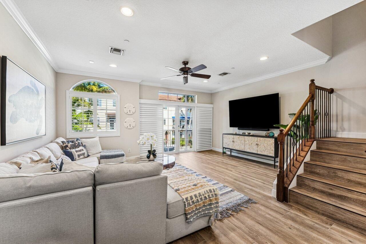 813 Estancia Way, Boynton Beach, FL 33435 Photo