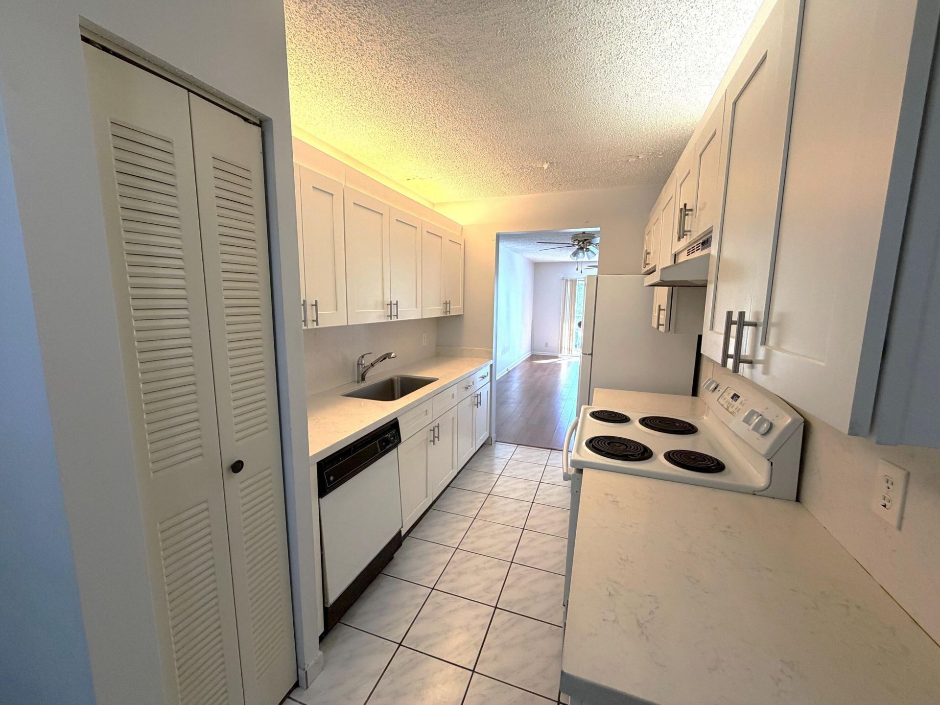 1200 SW 130th Avenue, Unit 210-G, Hollywood, FL 33027 Photo