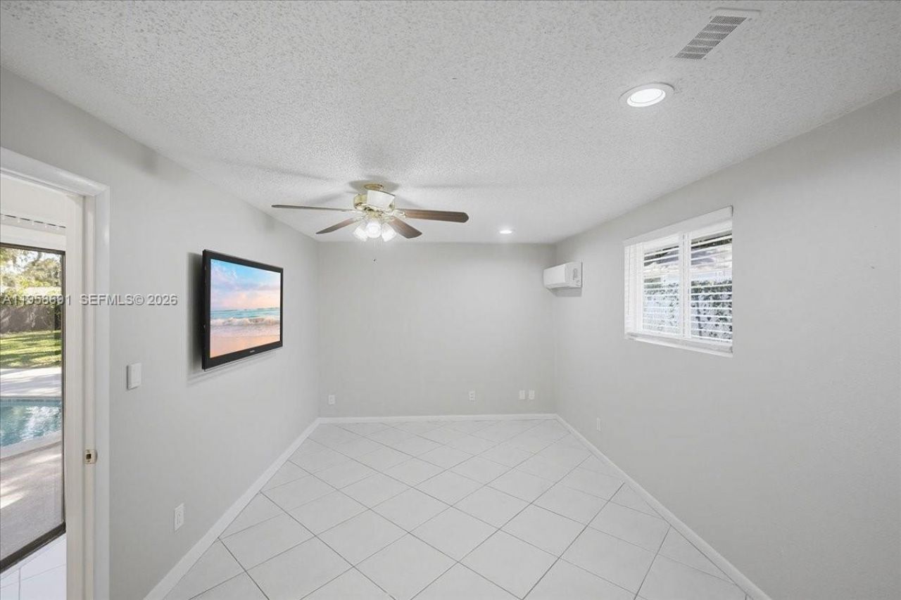 3 Gumbo Limbo Way , Sewalls Point, FL 34996 Photo