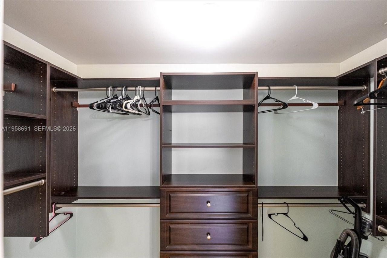 3 Gumbo Limbo Way , Sewalls Point, FL 34996 Photo