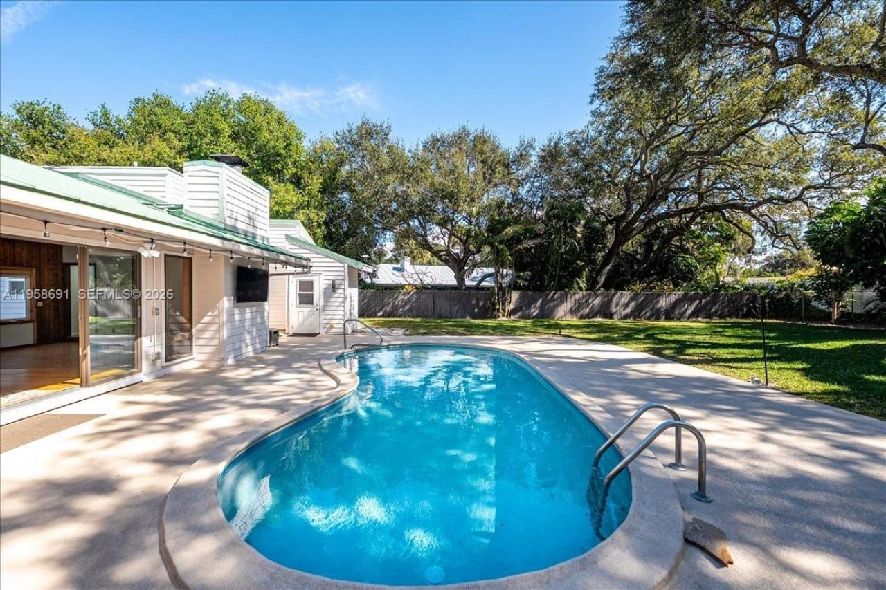 3 Gumbo Limbo Way , Sewalls Point, FL 34996 Photo