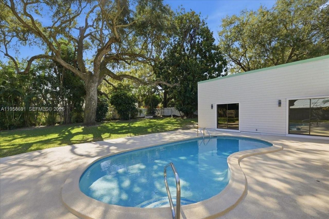 3 Gumbo Limbo Way , Sewalls Point, FL 34996 Photo