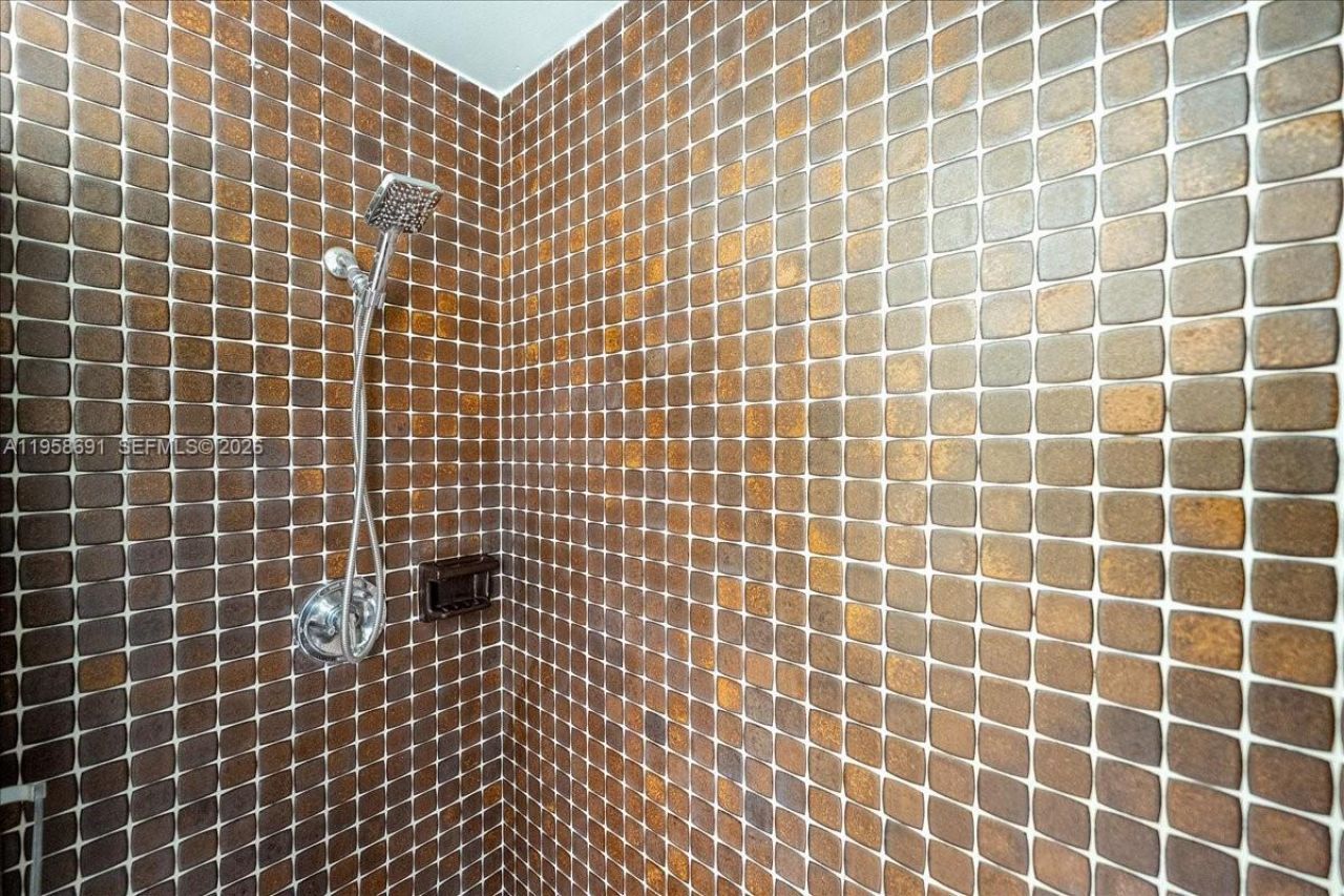 3 Gumbo Limbo Way , Sewalls Point, FL 34996 Photo