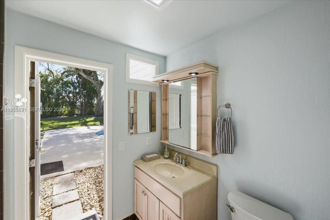 3 Gumbo Limbo Way , Sewalls Point, FL 34996 Photo