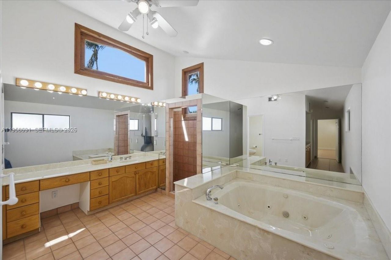 3 Gumbo Limbo Way , Sewalls Point, FL 34996 Photo