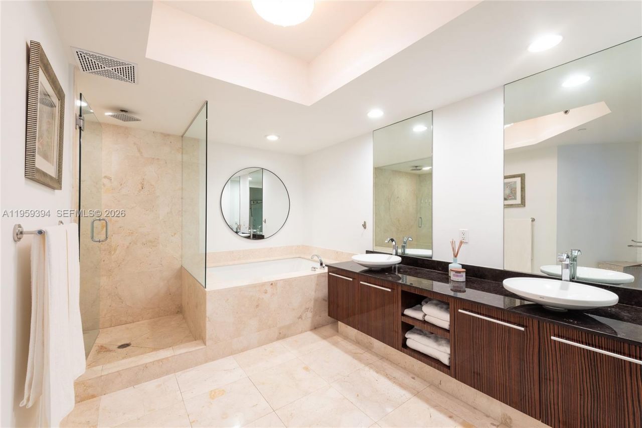 2711 S Ocean Dr , Unit 3202, Hollywood, FL 33019 Photo