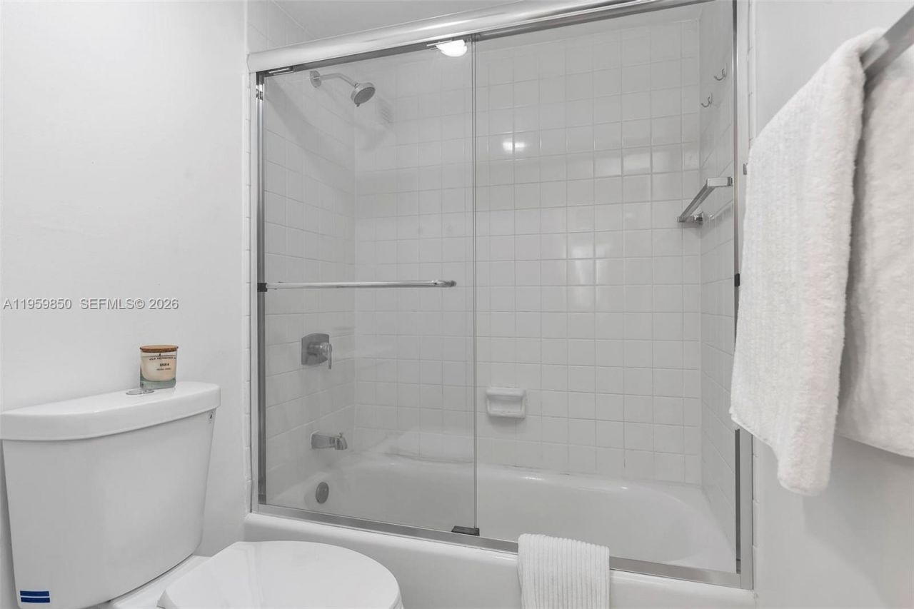 1865 Brickell Ave, Unit A1502, Miami, FL 33129 Photo