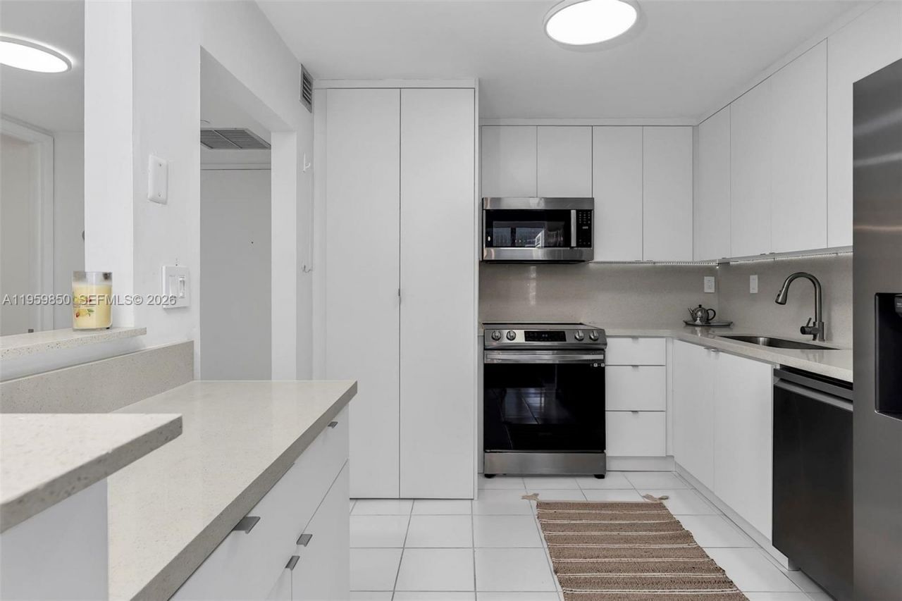 1865 Brickell Ave, Unit A1502, Miami, FL 33129 Photo