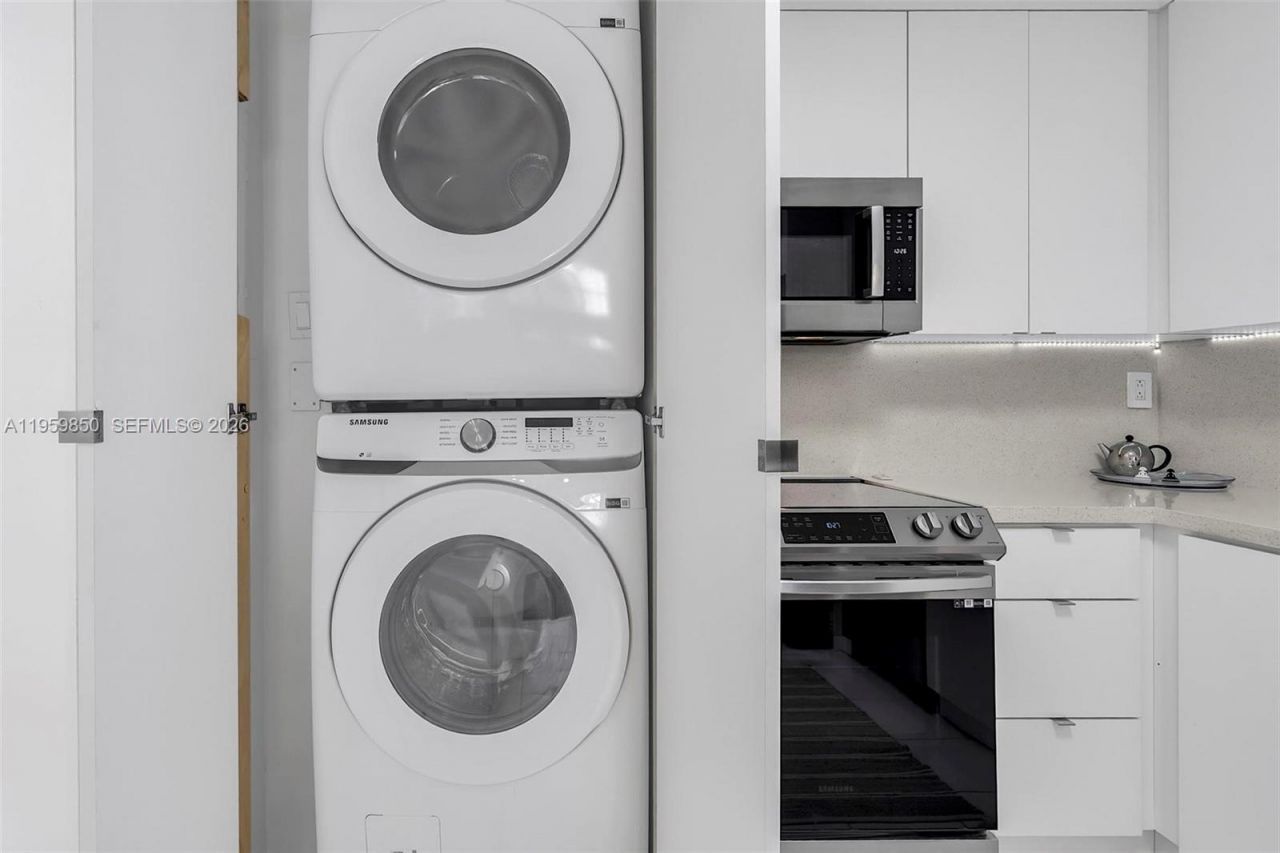 1865 Brickell Ave, Unit A1502, Miami, FL 33129 Photo