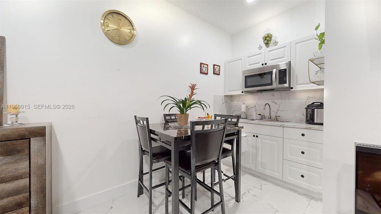 2340 SW 139th Ave, Miami, FL 33175 Photo