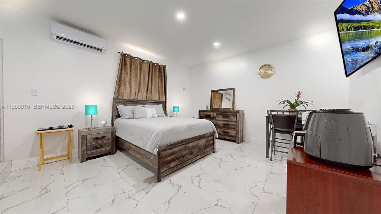 2340 SW 139th Ave, Miami, FL 33175 Photo