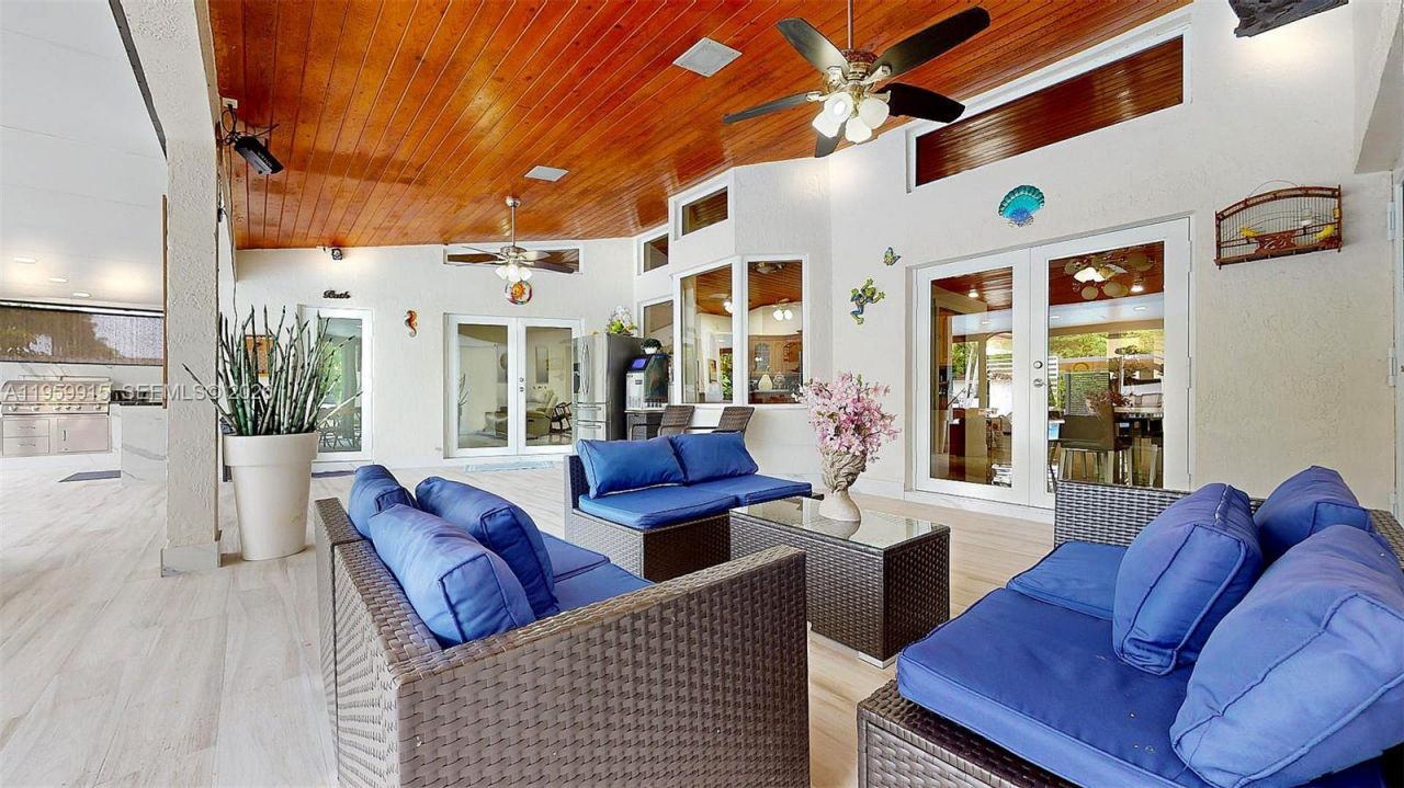 2340 SW 139th Ave, Miami, FL 33175 Photo