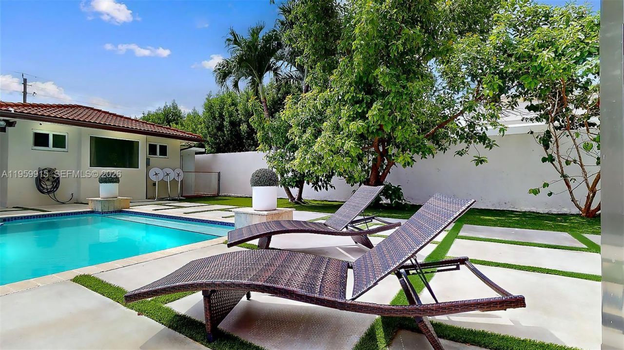 2340 SW 139th Ave, Miami, FL 33175 Photo