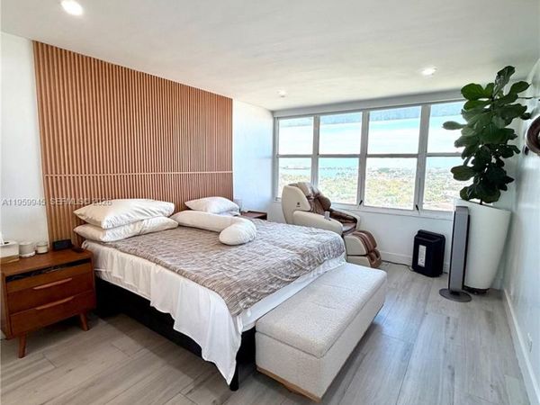 7441 Wayne Ave, Unit 15J, Miami Beach, FL 33141