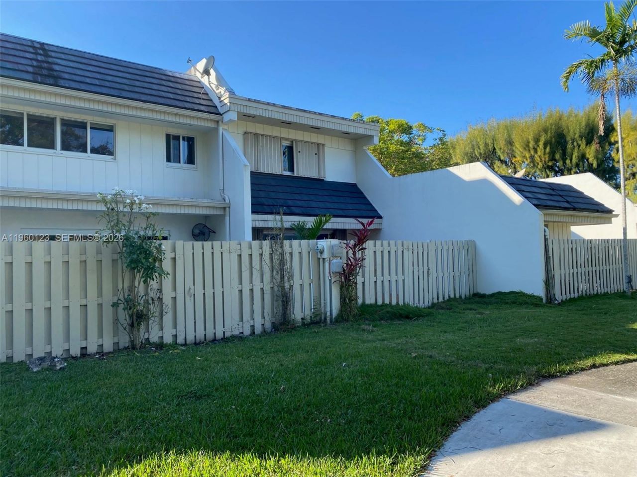 8111 SW 81st Pl , Miami, FL 33143 Photo