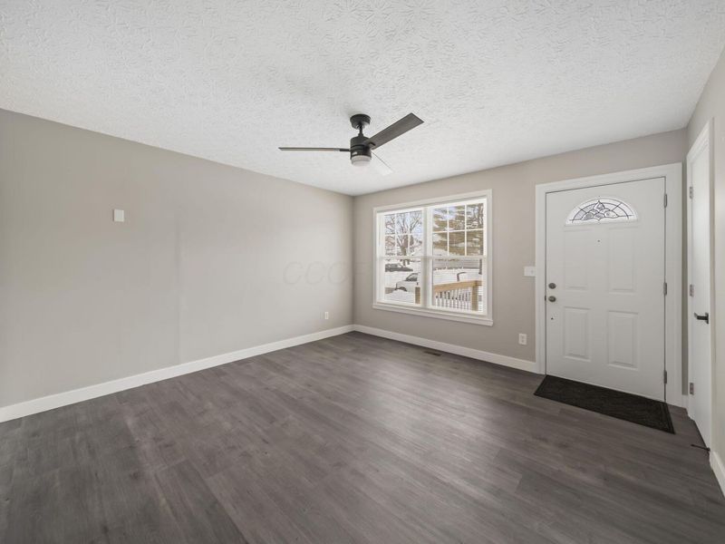 375 Darby Court, Galloway, OH 43119 Photo 11