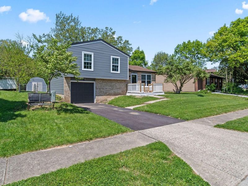 375 Darby Court, Galloway, OH 43119 Photo 5