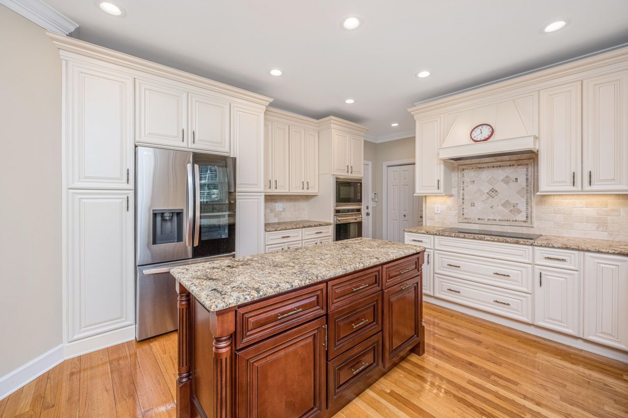 1295 Chrismill Lane Photo 22