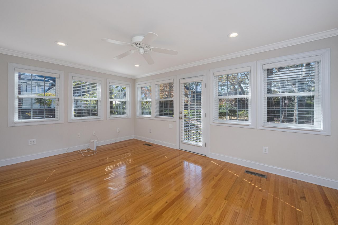 1295 Chrismill Lane Photo 33