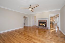 1295 Chrismill Lane photo 4