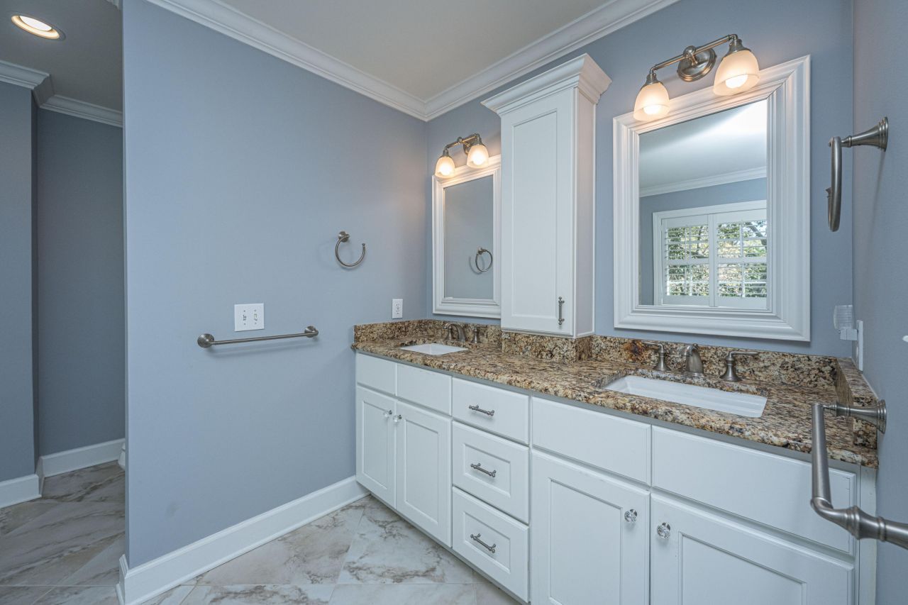 1295 Chrismill Lane Photo 8