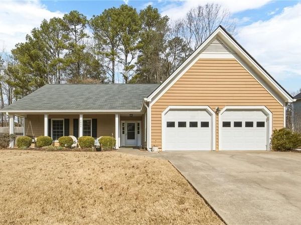 4804 Augustus Court, Woodstock, GA 30188