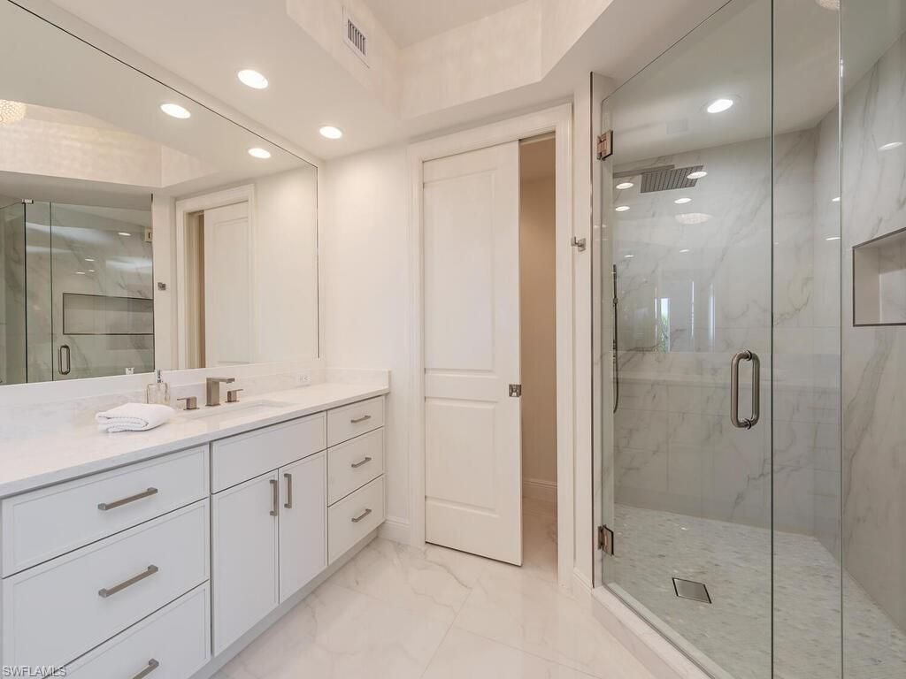 23850 Via Italia Cir, Unit 403, Bonita Springs, FL 34134 Photo