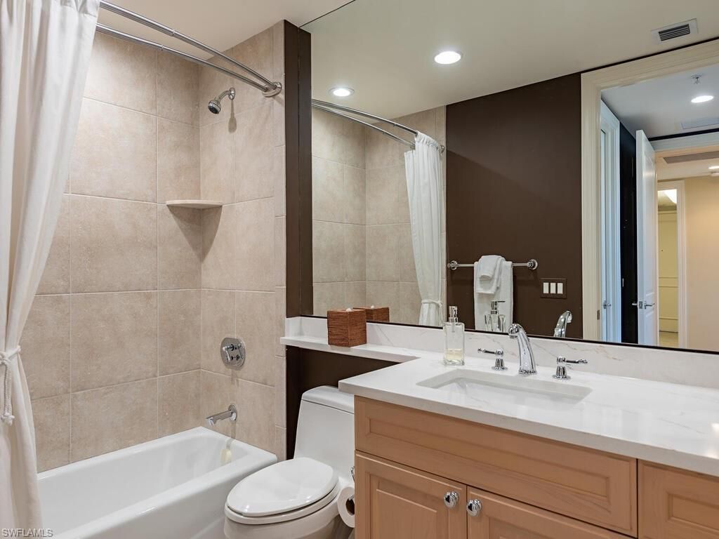 23850 Via Italia Cir, Unit 403, Bonita Springs, FL 34134 Photo