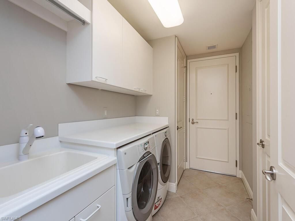 23850 Via Italia Cir, Unit 403, Bonita Springs, FL 34134 Photo