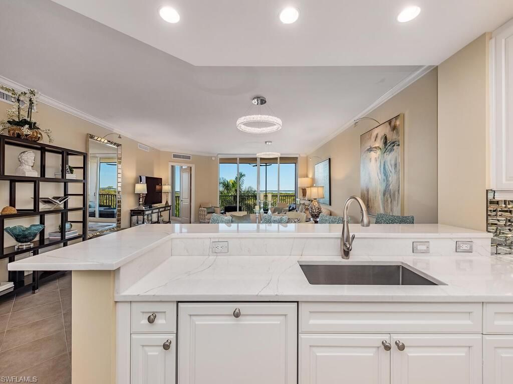 23850 Via Italia Cir, Unit 403, Bonita Springs, FL 34134 Photo