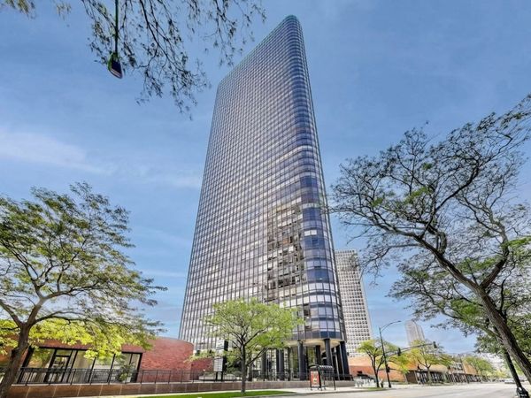 5415 N Sheridan Road, Unit 3203, Chicago, IL 60640