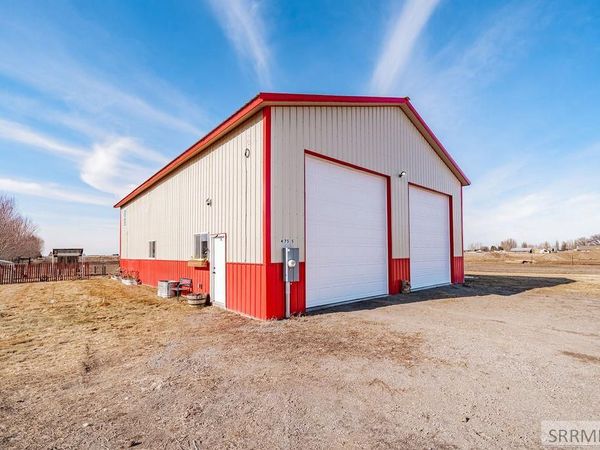475 S 4000 W, REXBURG, ID 83440