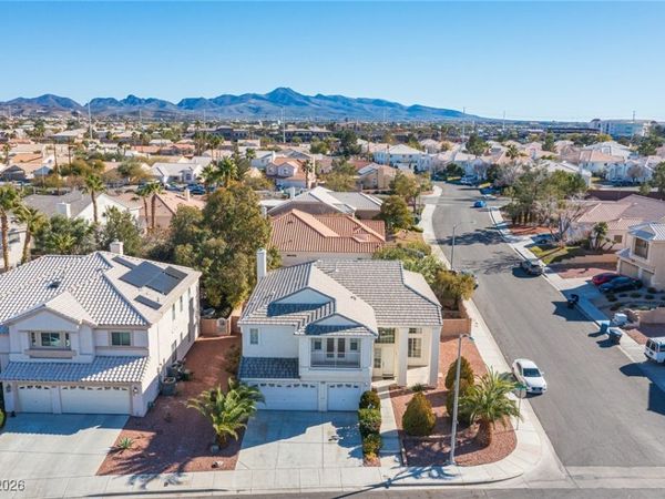 2899 Evergold Drive, Henderson, NV 89074