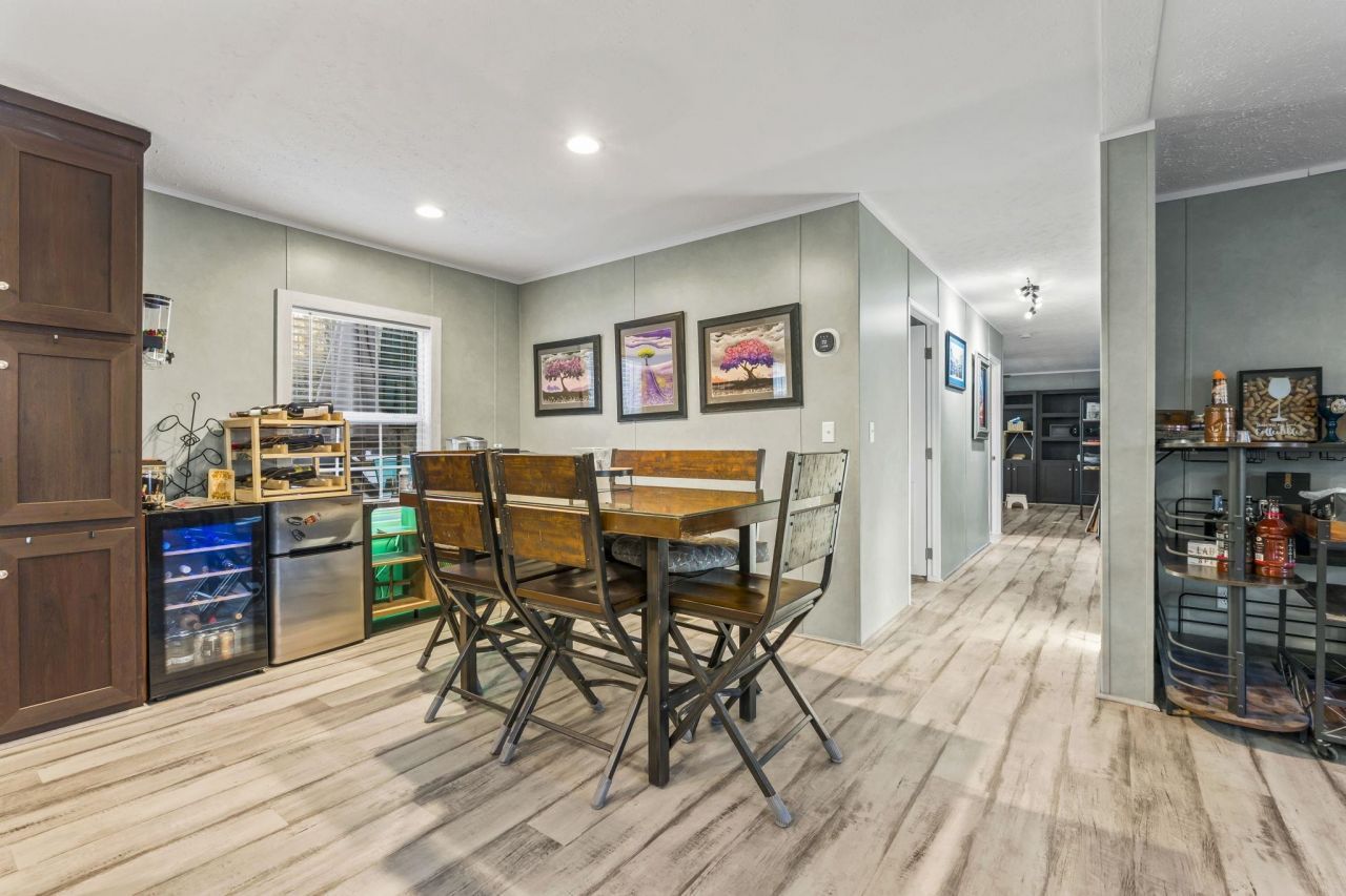 616 Highway 57 N Photo 10