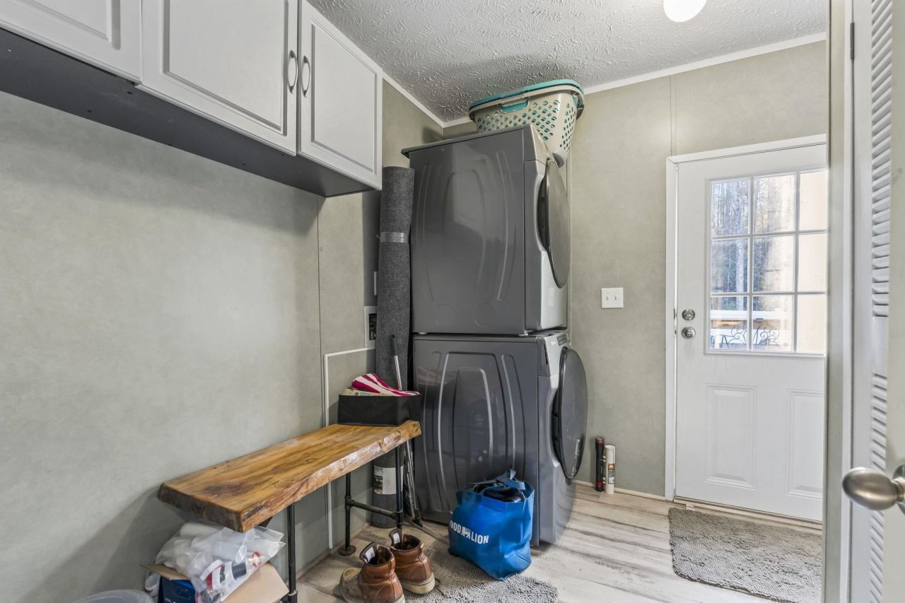 616 Highway 57 N Photo 20