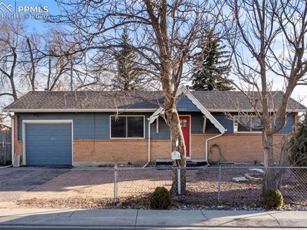 2522 Ivanhoe Drive, Colorado Springs, CO 80911
