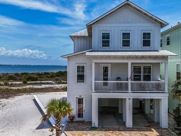 1454 Seaside Circle, Navarre, FL 32566