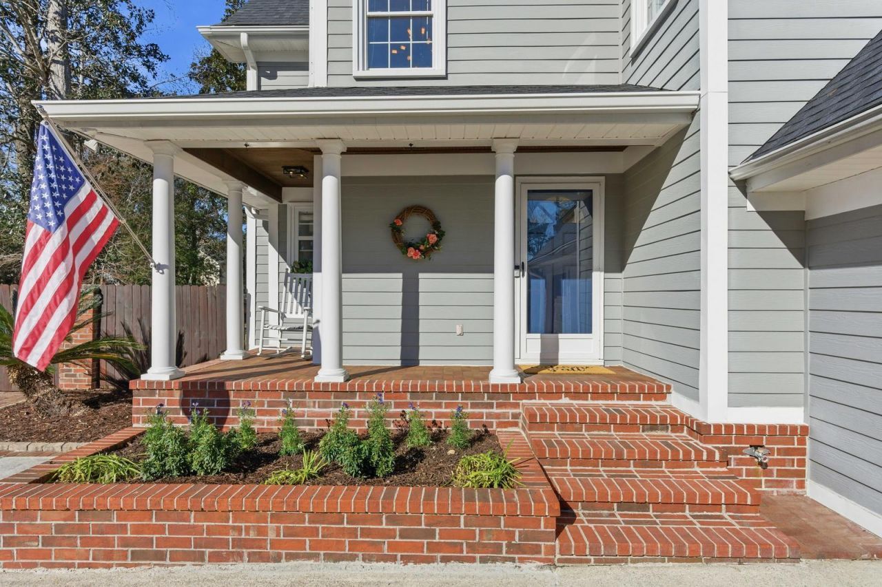 14 Garth Drive Photo 6