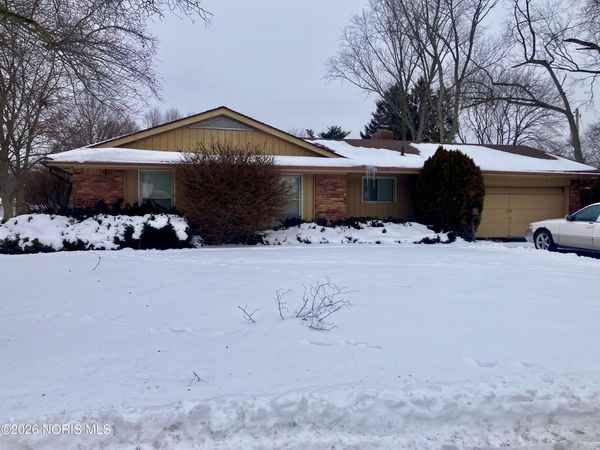 2147 Glen Arbor Drive, Toledo, OH 43614