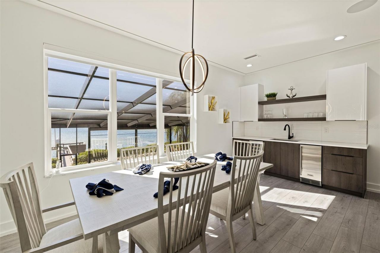 3830 Shore Acres Boulevard Ne, Saint Petersburg, FL 33703 Photo