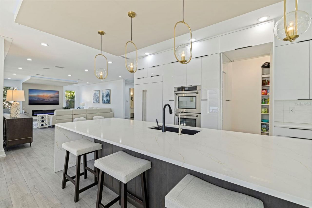 3830 Shore Acres Boulevard Ne, Saint Petersburg, FL 33703 Photo