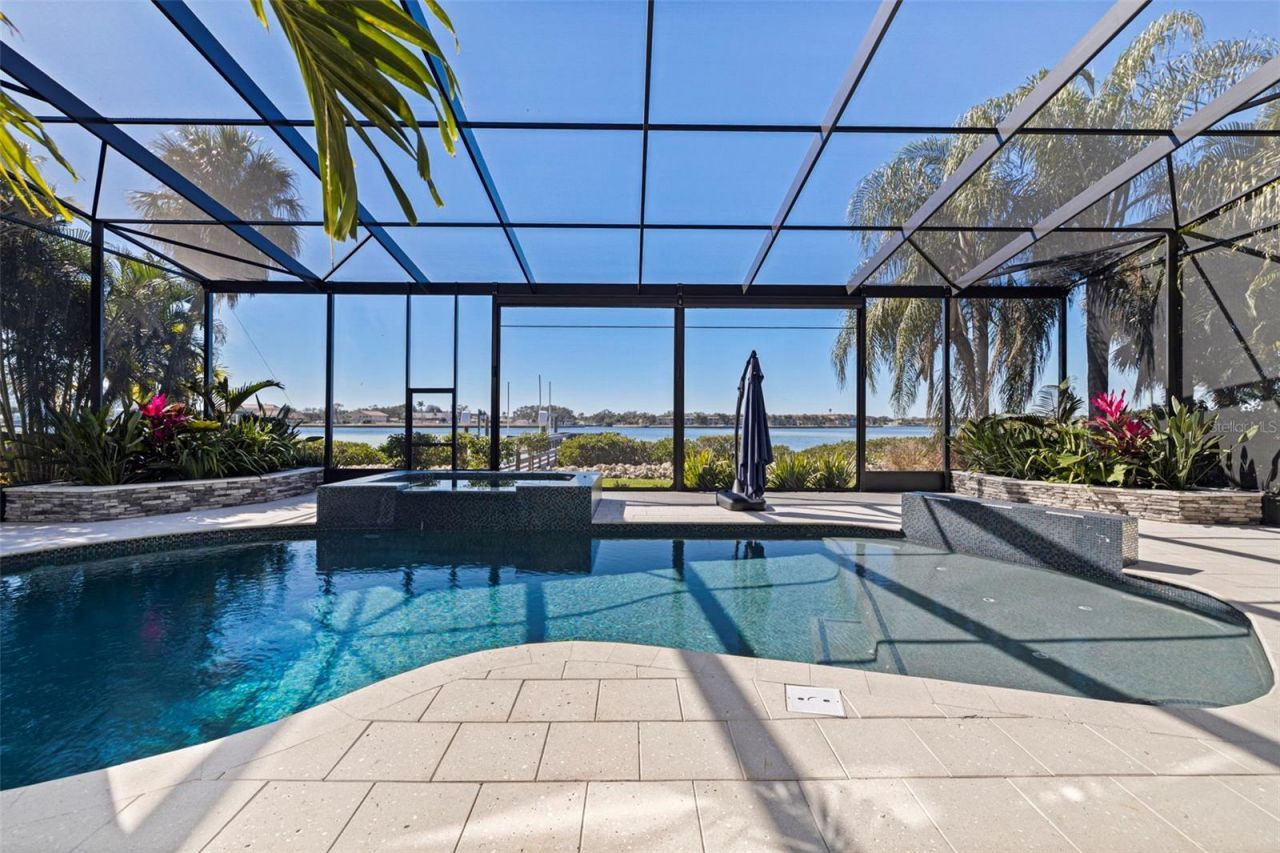 3830 Shore Acres Boulevard Ne, Saint Petersburg, FL 33703 Photo