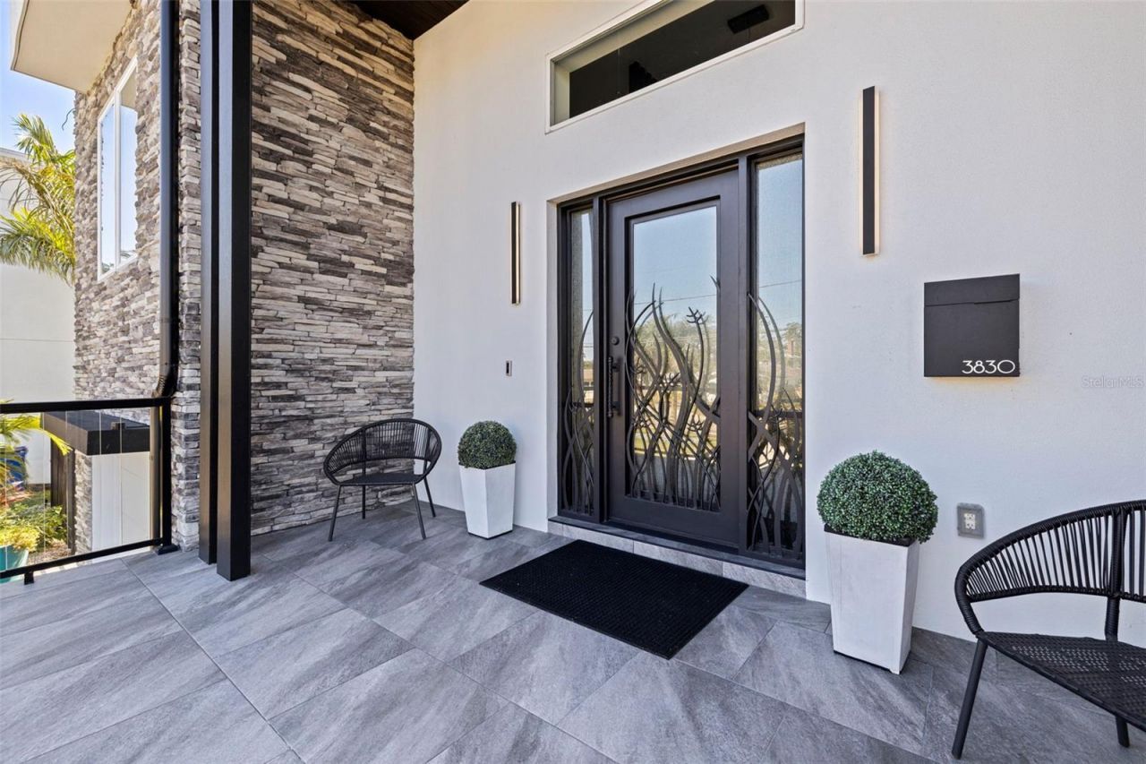 3830 Shore Acres Boulevard Ne, Saint Petersburg, FL 33703 Photo