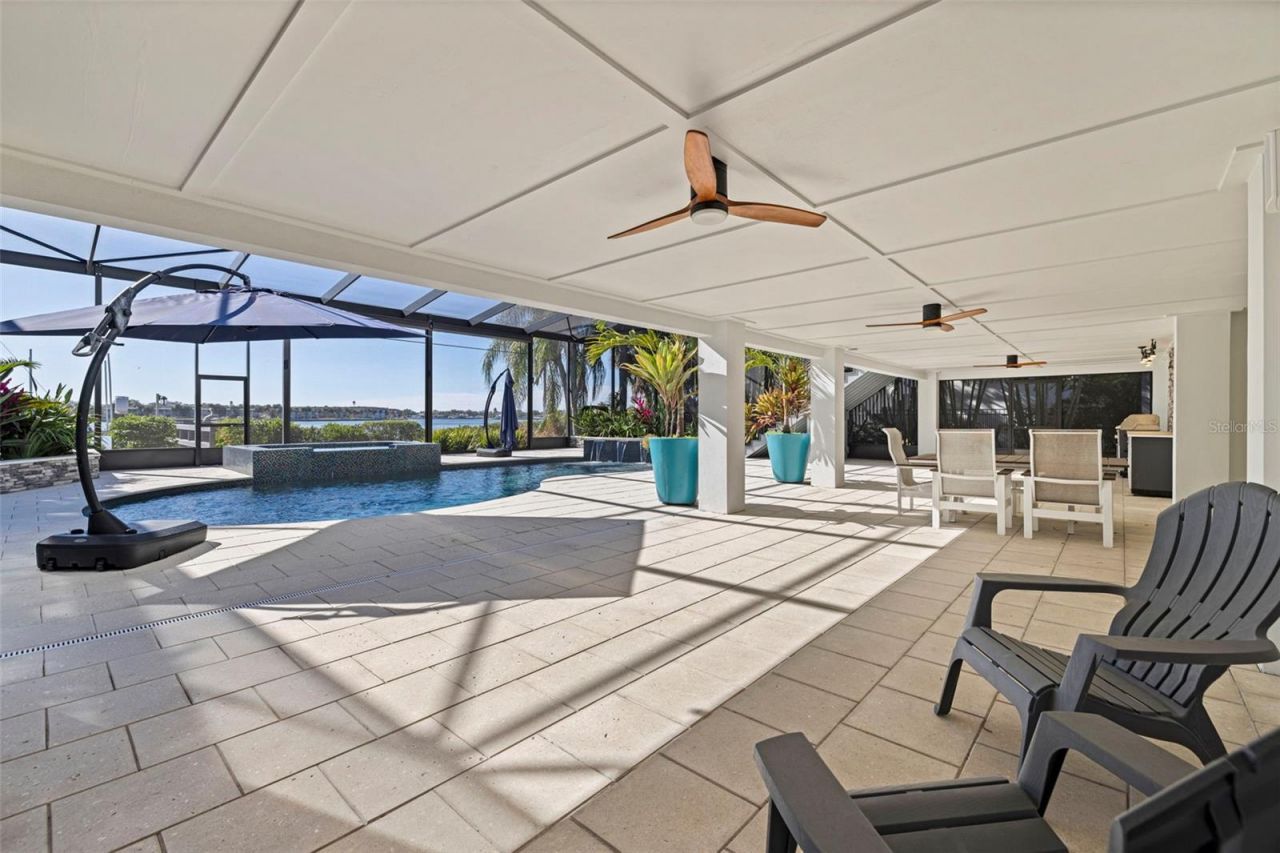 3830 Shore Acres Boulevard Ne, Saint Petersburg, FL 33703 Photo