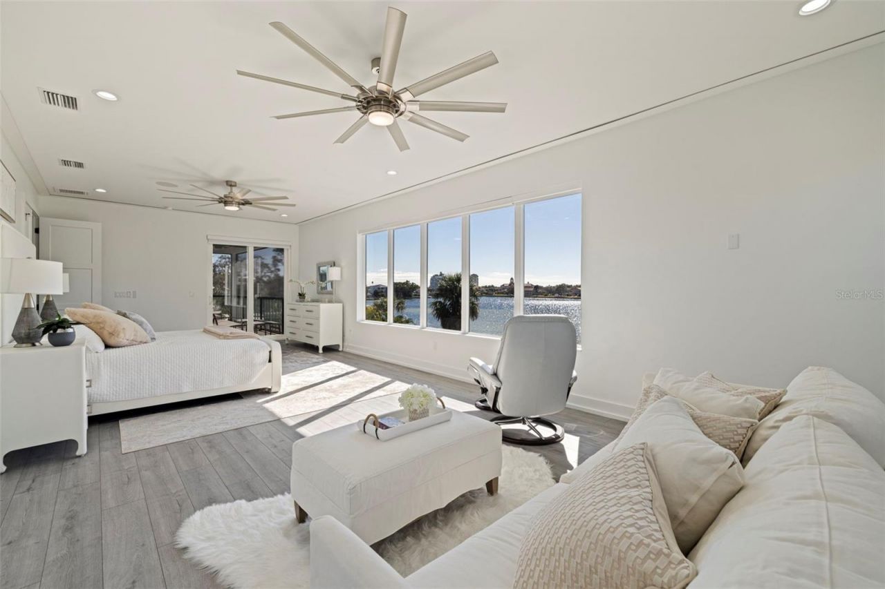 3830 Shore Acres Boulevard Ne, Saint Petersburg, FL 33703 Photo