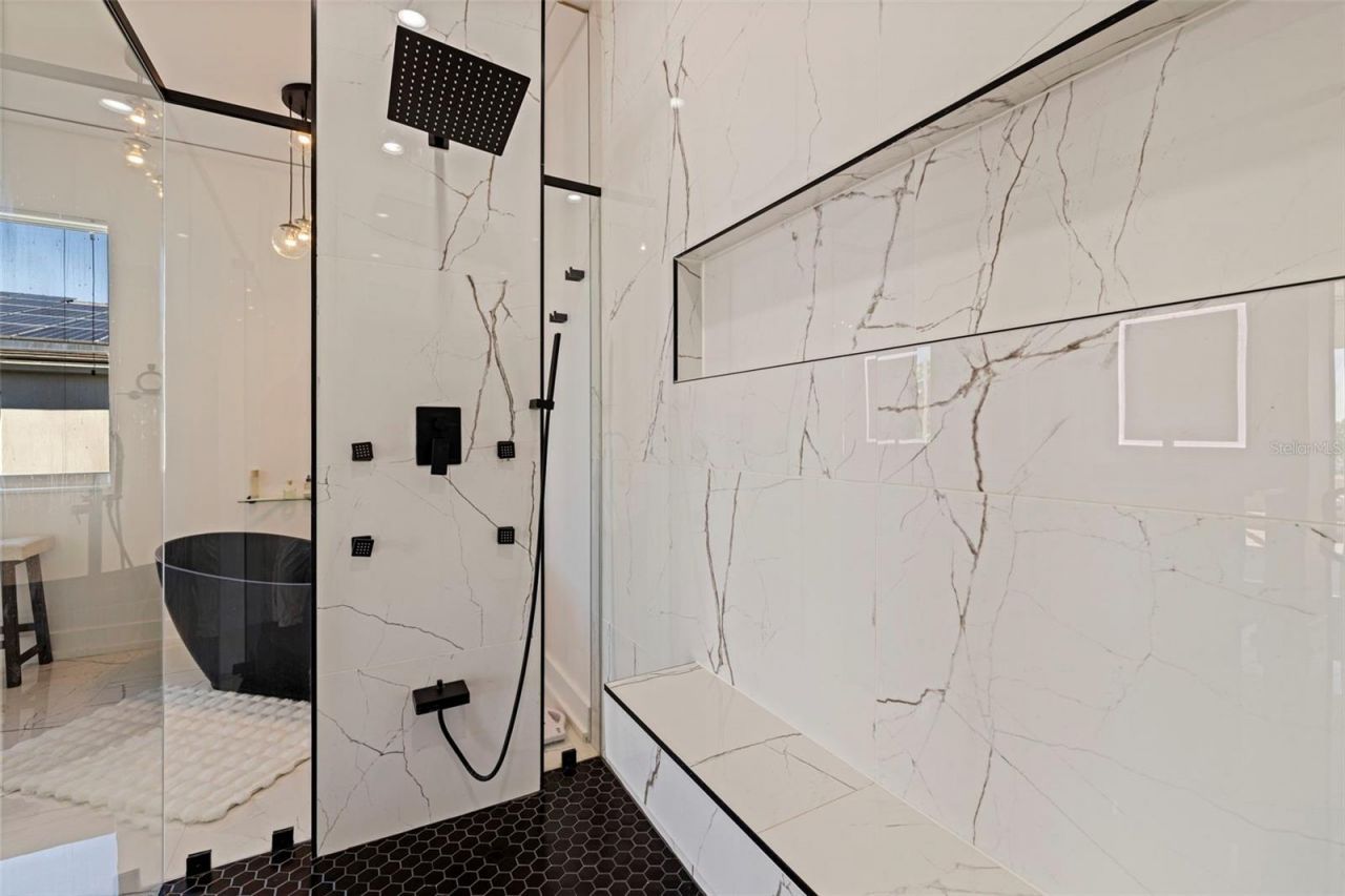 3830 Shore Acres Boulevard Ne, Saint Petersburg, FL 33703 Photo