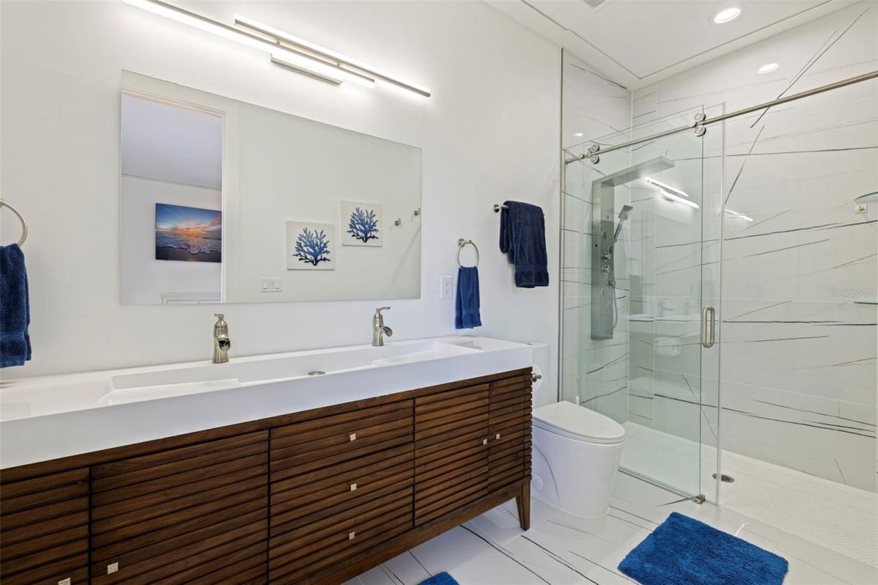 3830 Shore Acres Boulevard Ne, Saint Petersburg, FL 33703 Photo