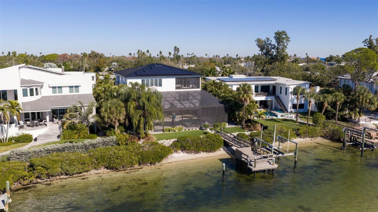 3830 Shore Acres Boulevard Ne, Saint Petersburg, FL 33703 Photo