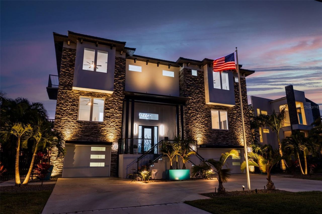 3830 Shore Acres Boulevard Ne, Saint Petersburg, FL 33703 Photo