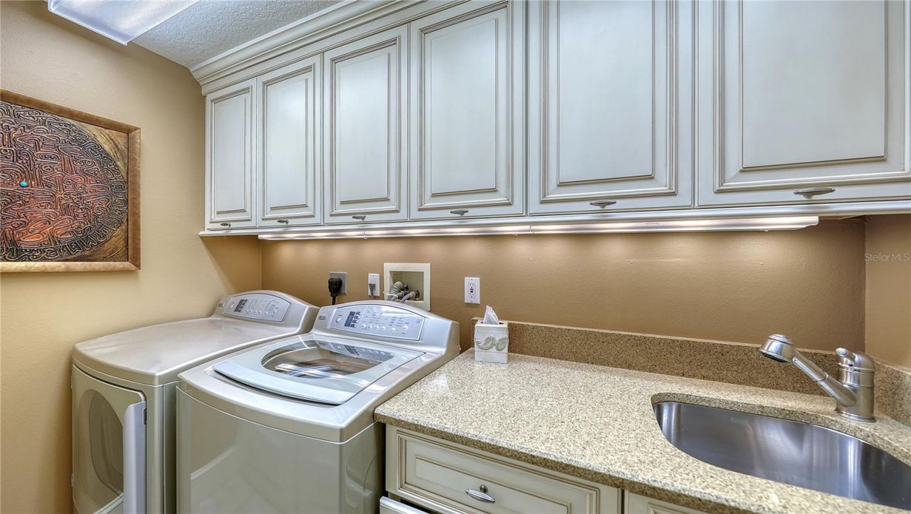 3030 Grand Bay Boulevard, Unit 394, Longboat Key, FL 34228 Photo